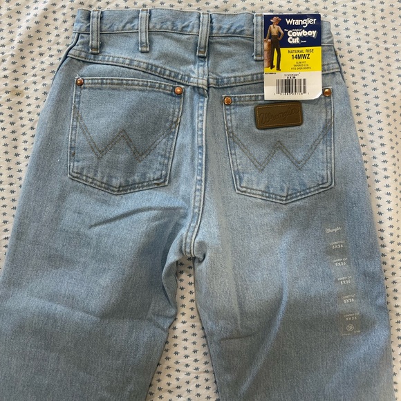 NWT Wrangler Cowboy Cut Jeans - Picture 5 of 8